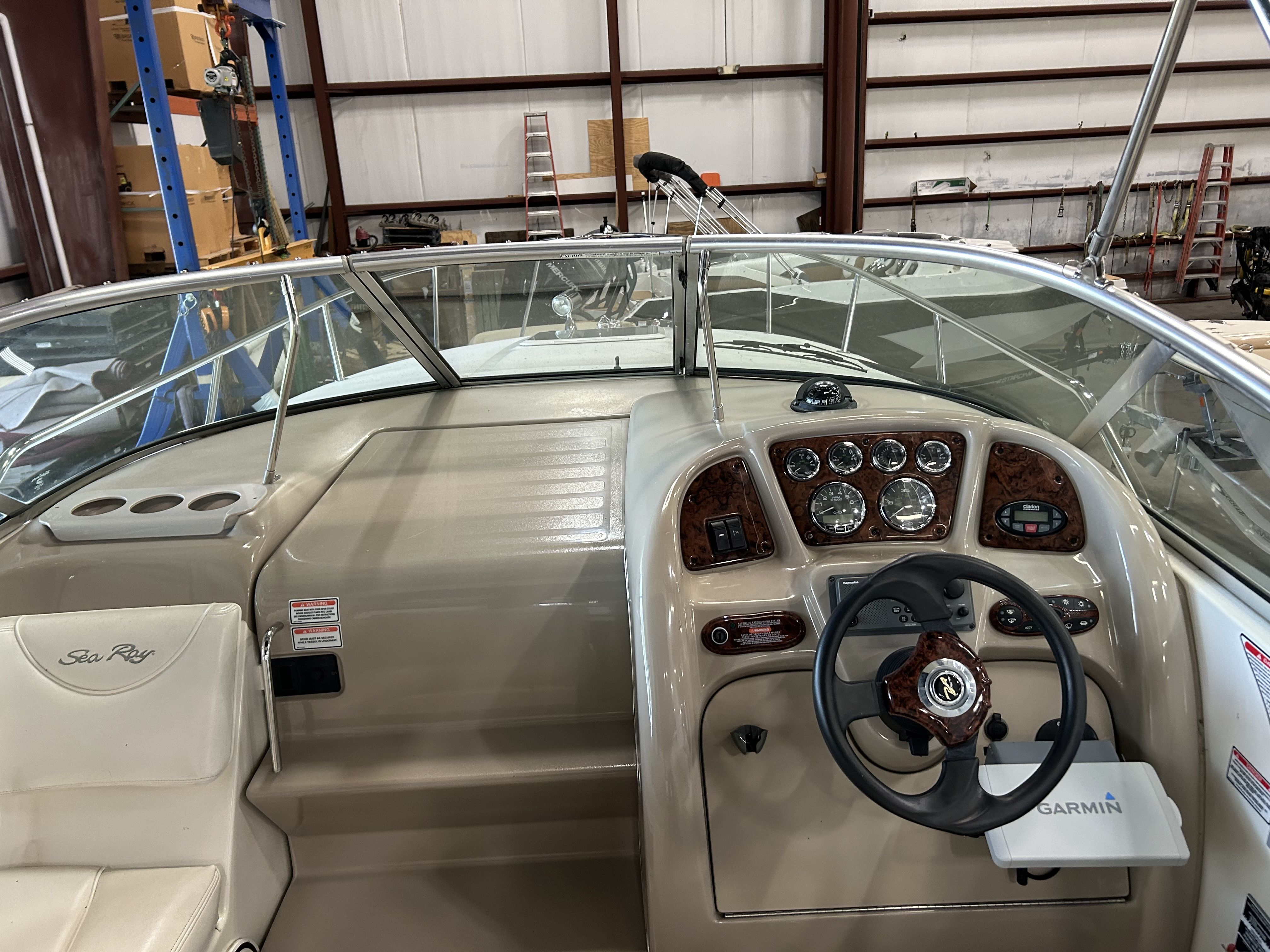 Slide: The Image of Sea Ray 260 Sundancer 2004 - 2