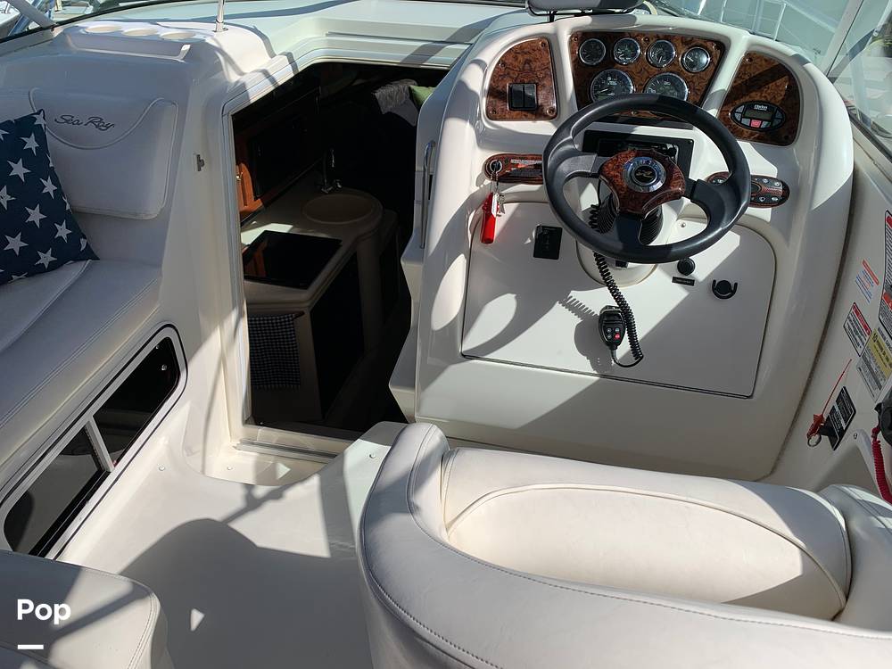 Slide: The Image of Sea Ray 260 Sundancer 2004 - 15207021