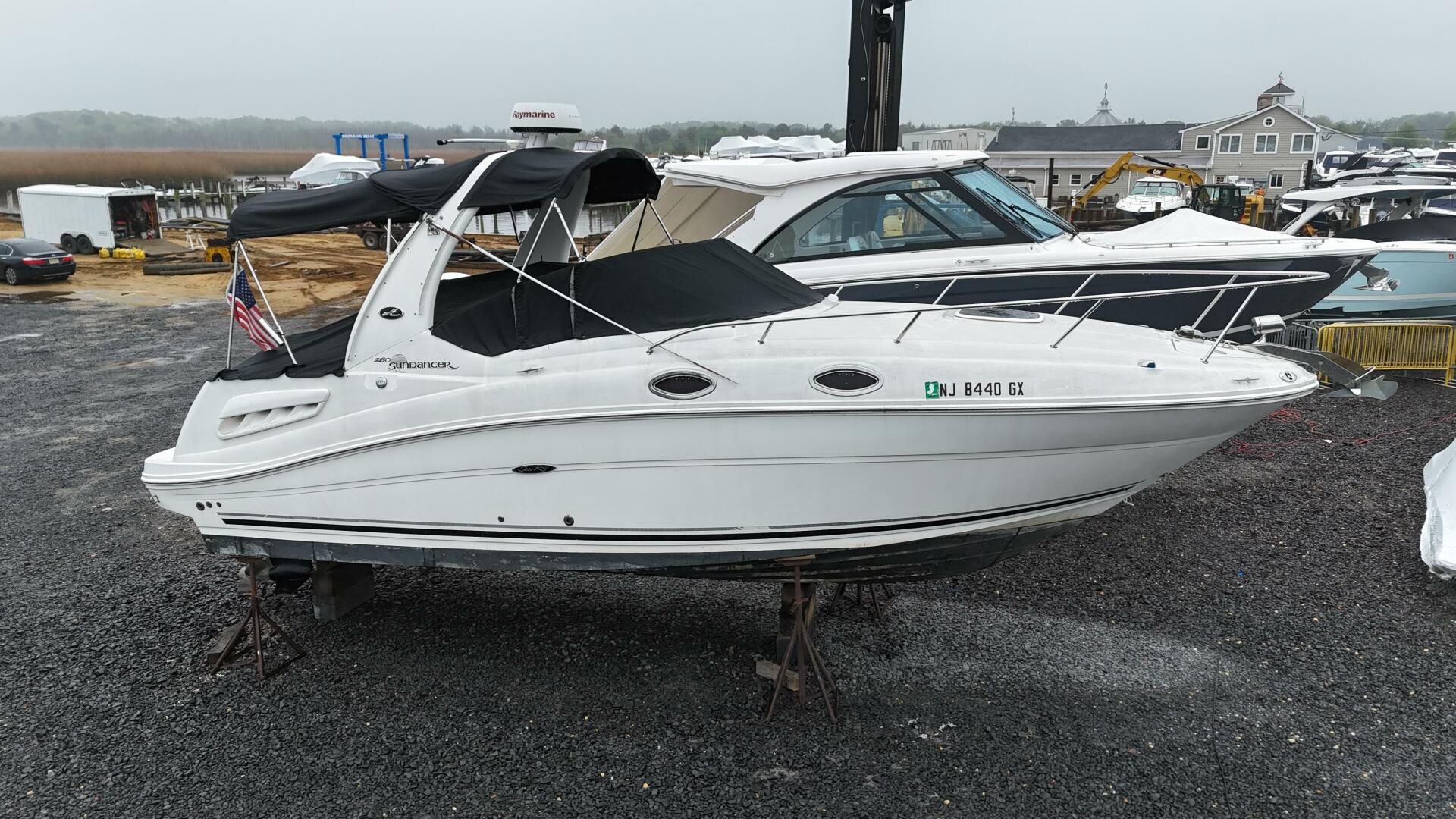 Slide: The Image of Sea Ray 260 Sundancer 2005 - 5282851