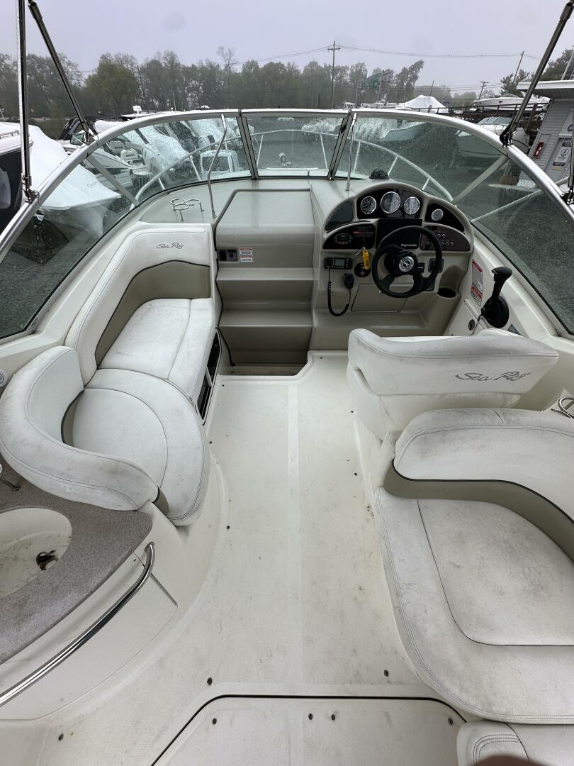 Slide: The Image of Sea Ray 260 Sundancer 2005 - 5282873