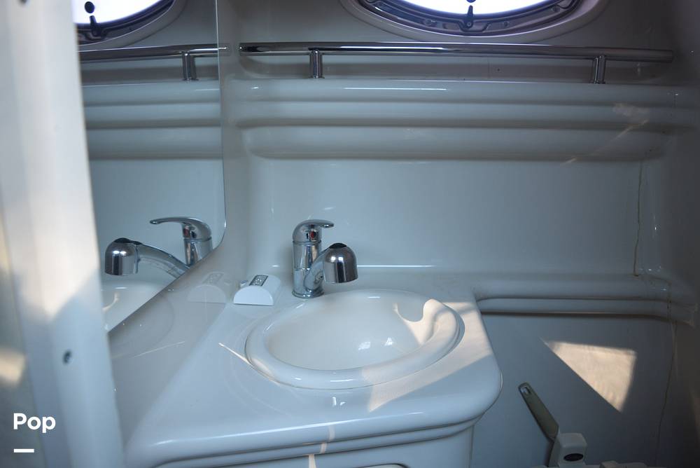 Slide: The Image of Bathroom Sink - 15053156