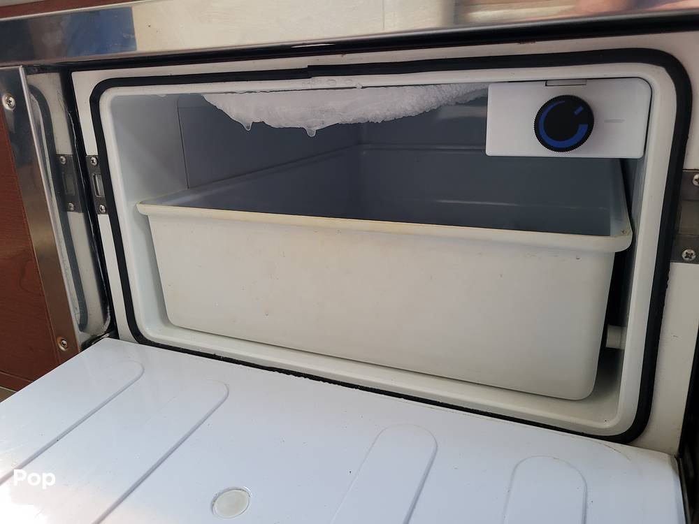 Slide: The Image of Sea Ray 260 Sundancer 2010 - 120