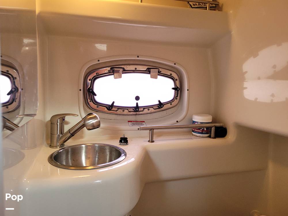 Slide: The Image of Sea Ray 260 Sundancer 2010 - 135