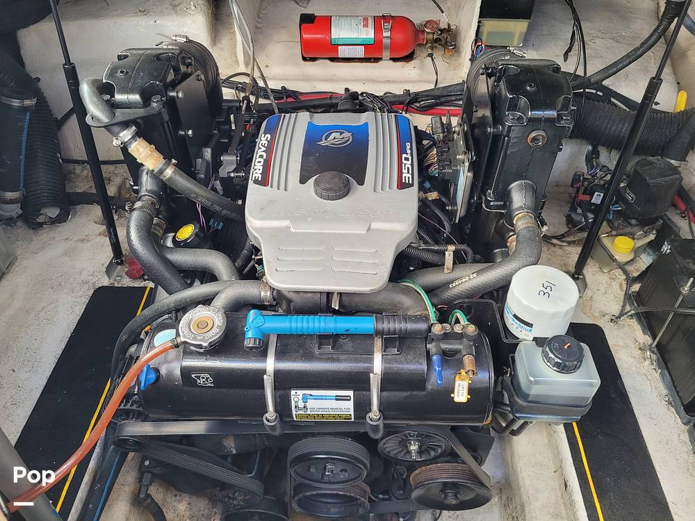 Slide: The Image of Sea Ray 260 Sundancer 2010 - 139