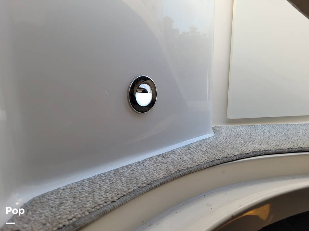 Slide: The Image of Sea Ray 260 Sundancer 2010 - 148