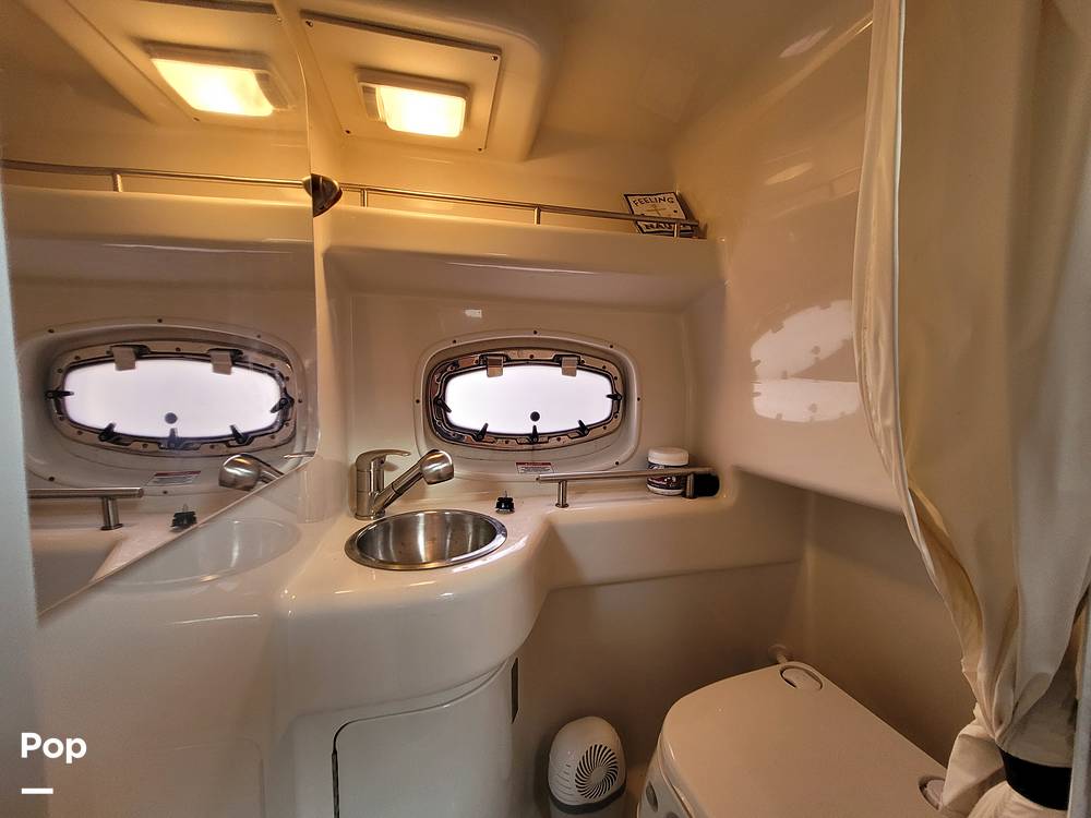 Slide: The Image of Sea Ray 260 Sundancer 2010 - 17