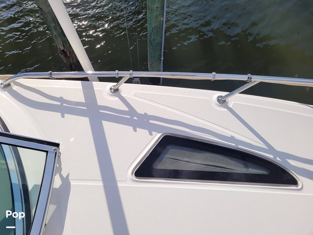 Slide: The Image of Sea Ray 260 Sundancer 2010 - 26