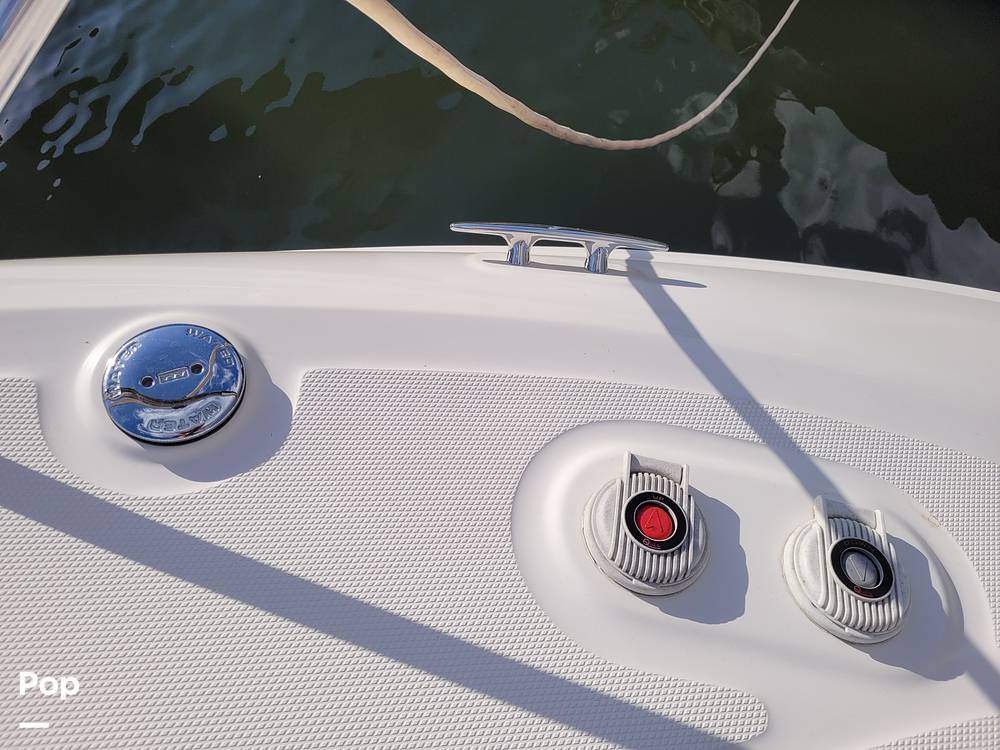 Slide: The Image of Sea Ray 260 Sundancer 2010 - 31