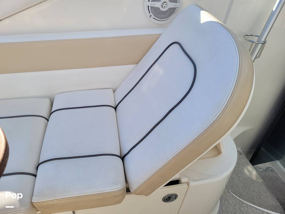 Slide: The Image of Sea Ray 260 Sundancer 2010 - 46