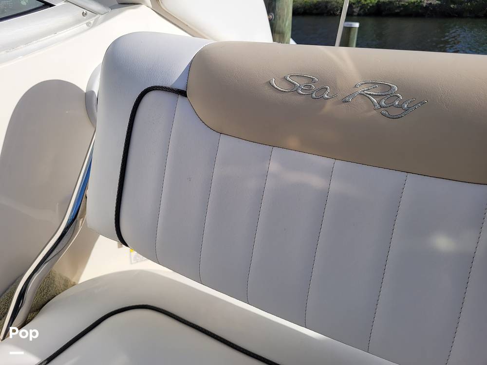 Slide: The Image of Sea Ray 260 Sundancer 2010 - 49
