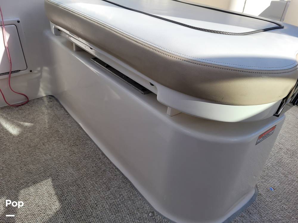 Slide: The Image of Sea Ray 260 Sundancer 2010 - 52