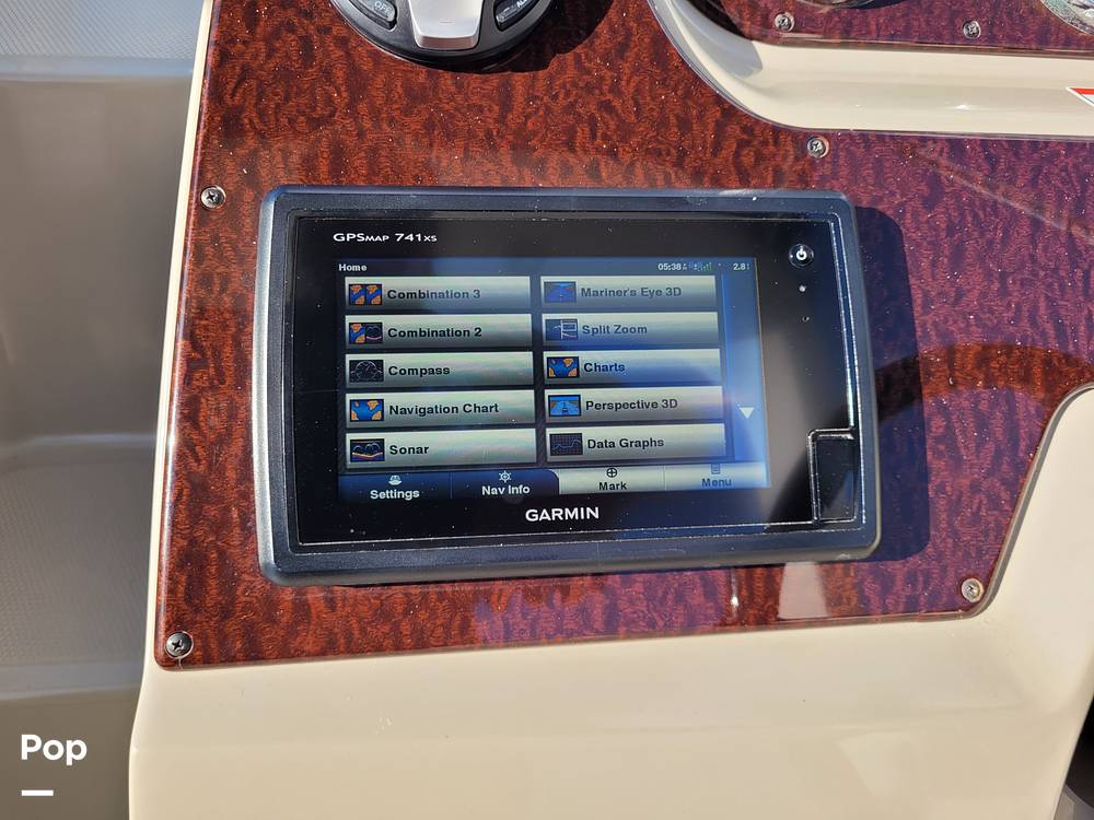 Slide: The Image of Sea Ray 260 Sundancer 2010 - 56