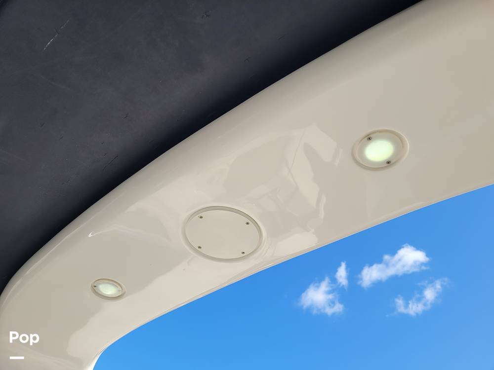 Slide: The Image of Sea Ray 260 Sundancer 2010 - 71