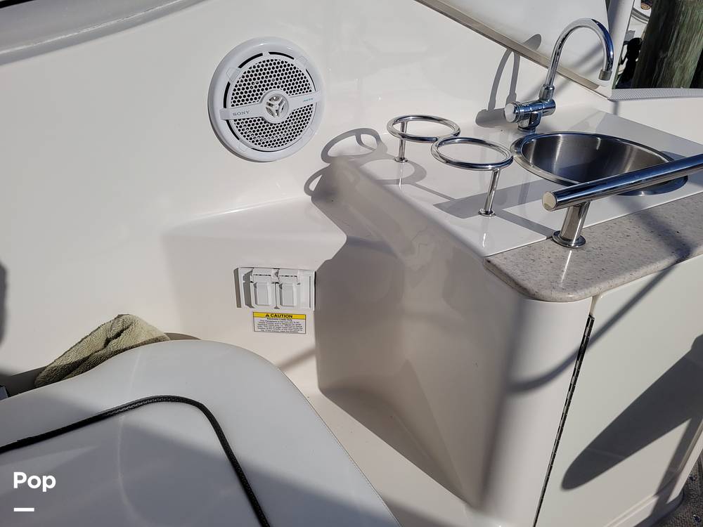Slide: The Image of Sea Ray 260 Sundancer 2010 - 73