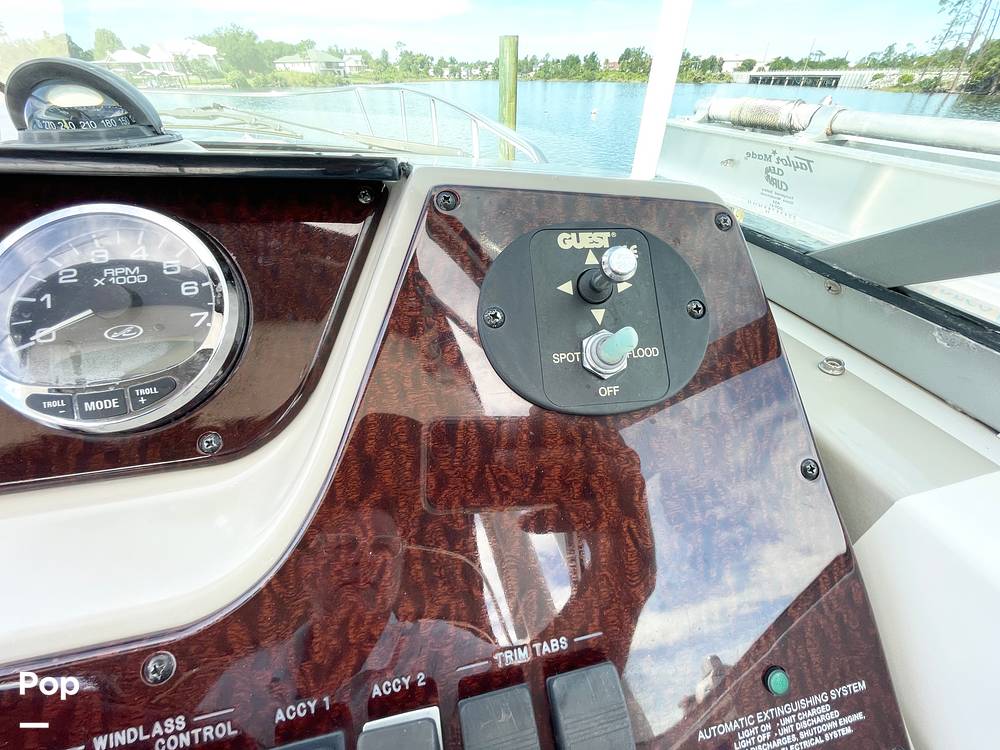 Slide: The Image of Sea Ray 260 Sundancer 2011 - 14422688