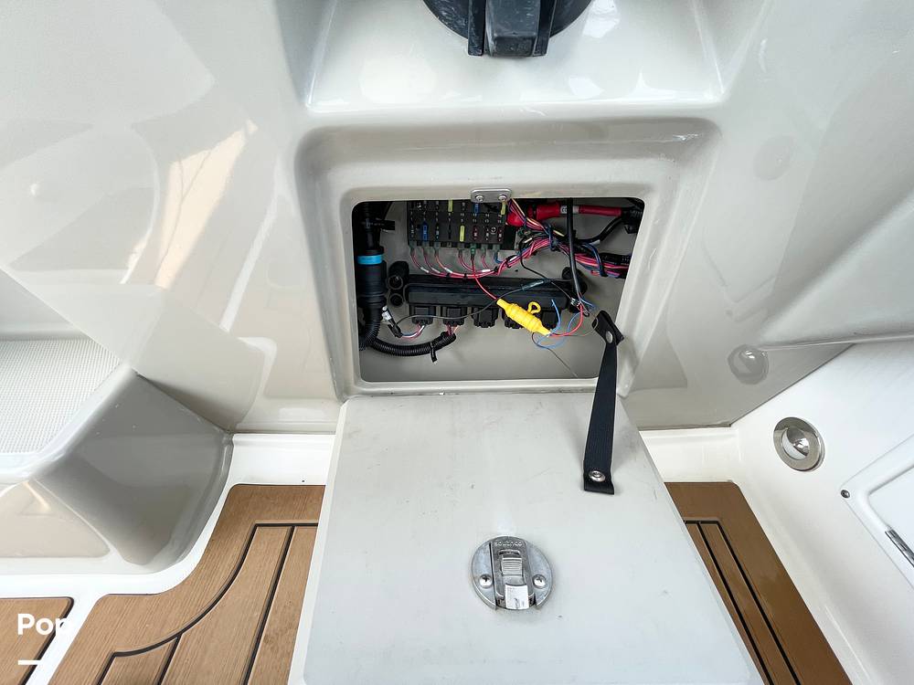 Slide: The Image of Sea Ray 260 Sundancer 2011 - 14422689