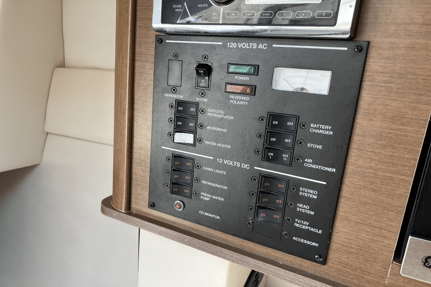 Slide: The Image of Sea Ray 260 SUNDANCER 2014 - 24