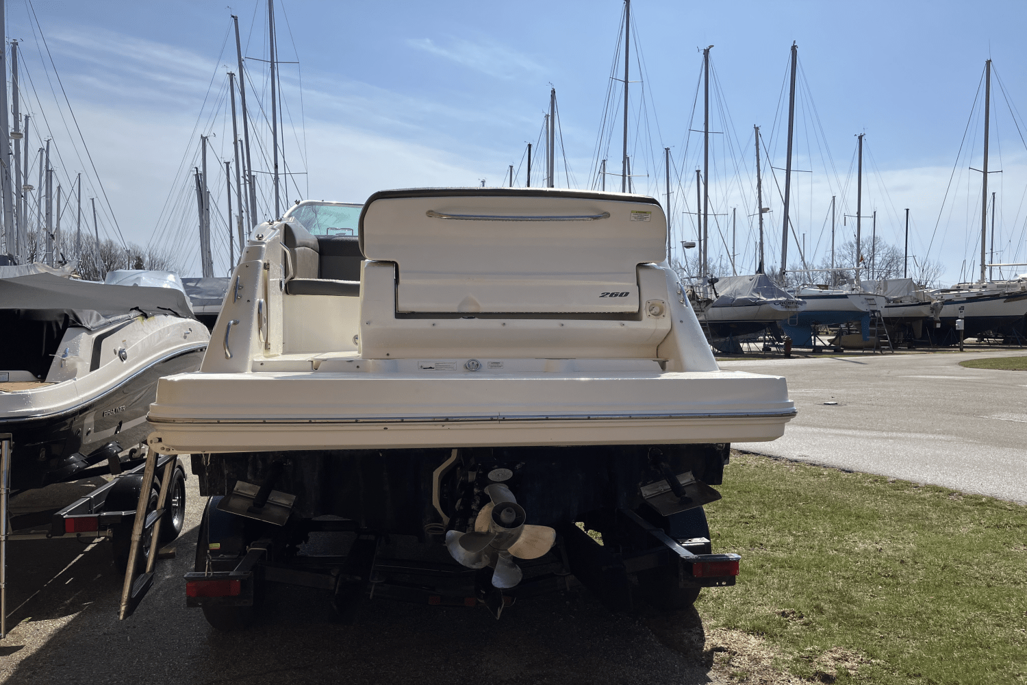 Slide: The Image of Sea Ray 260 SUNDANCER 2014 - 30