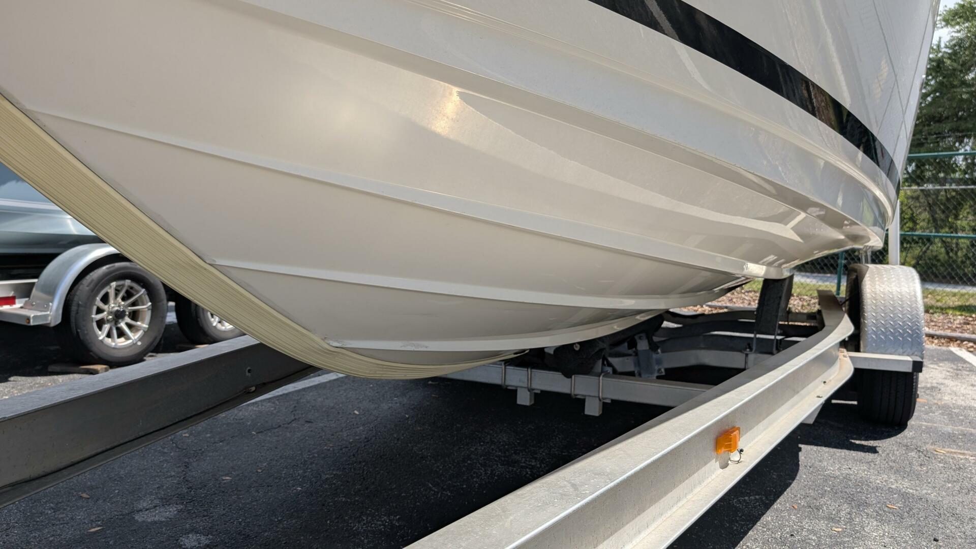 Slide: The Image of Sea Ray 260 Sundancer 2014 - 5199928