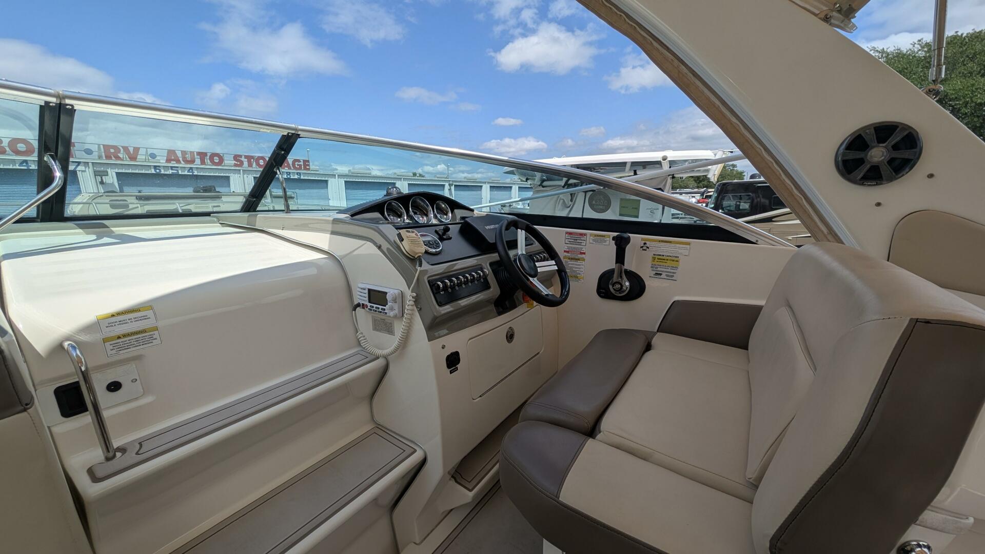 Slide: The Image of Sea Ray 260 Sundancer 2014 - 5199931
