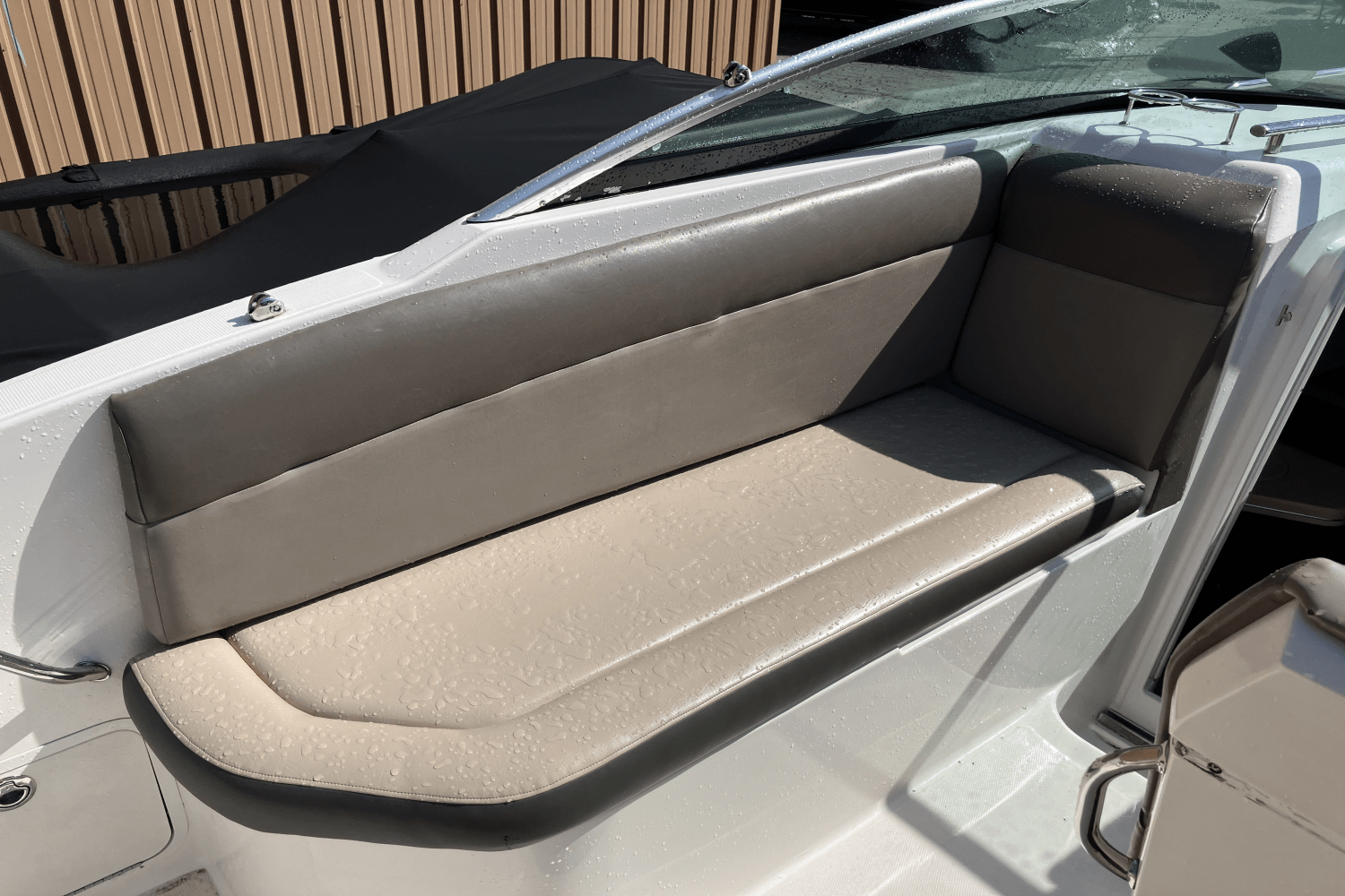 Slide: The Image of Sea Ray 260 SUNDANCER 2014 - 8