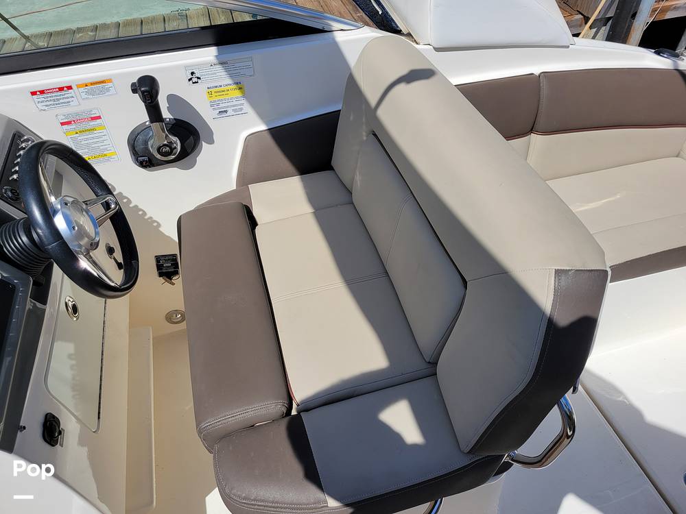 Slide: The Image of Sea Ray 260 Sundancer 2015 - 15275892