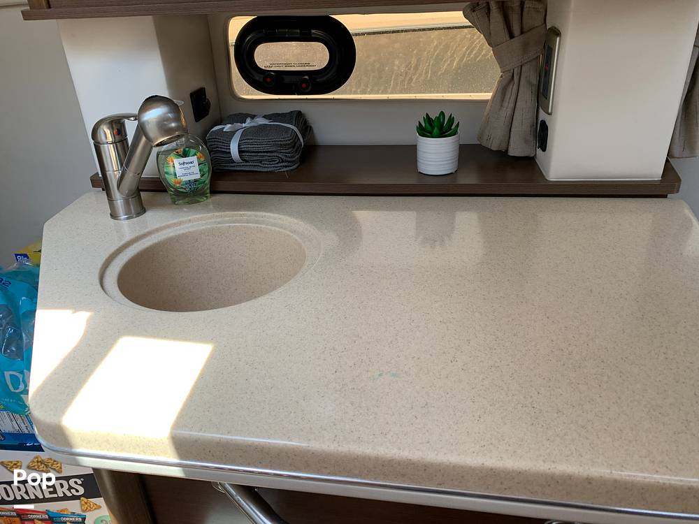 Slide: The Image of Sea Ray 260 Sundancer 2016 - 15680824