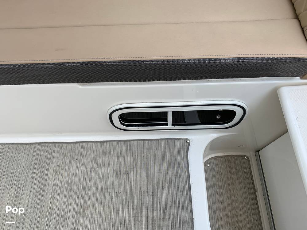 Slide: The Image of Sea Ray 260 Sundancer 2016 - 15680837