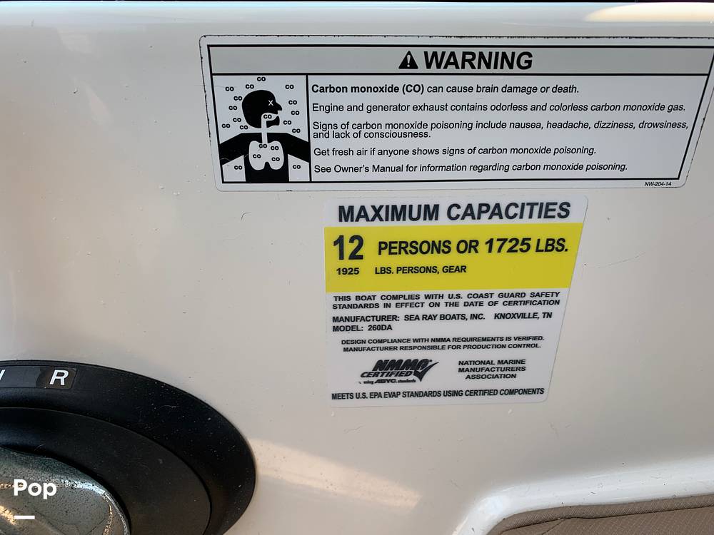 Slide: The Image of Sea Ray 260 Sundancer 2016 - 15681053