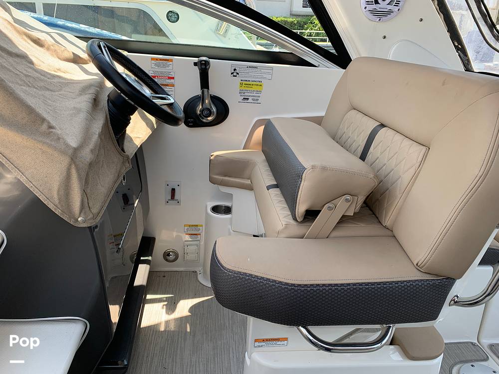 Slide: The Image of Sea Ray 260 Sundancer 2016 - 15681055