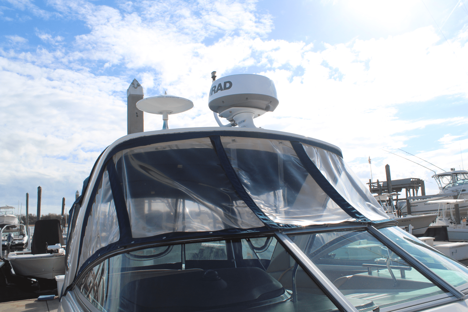 Slide: The Image of Sea Ray 260 SUNDANCER 2018 - 11