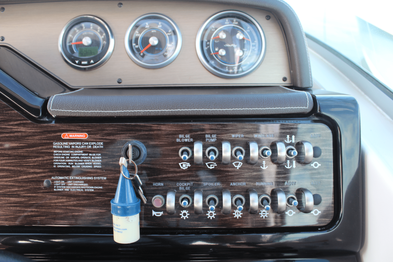 Slide: The Image of Sea Ray 260 SUNDANCER 2018 - 20