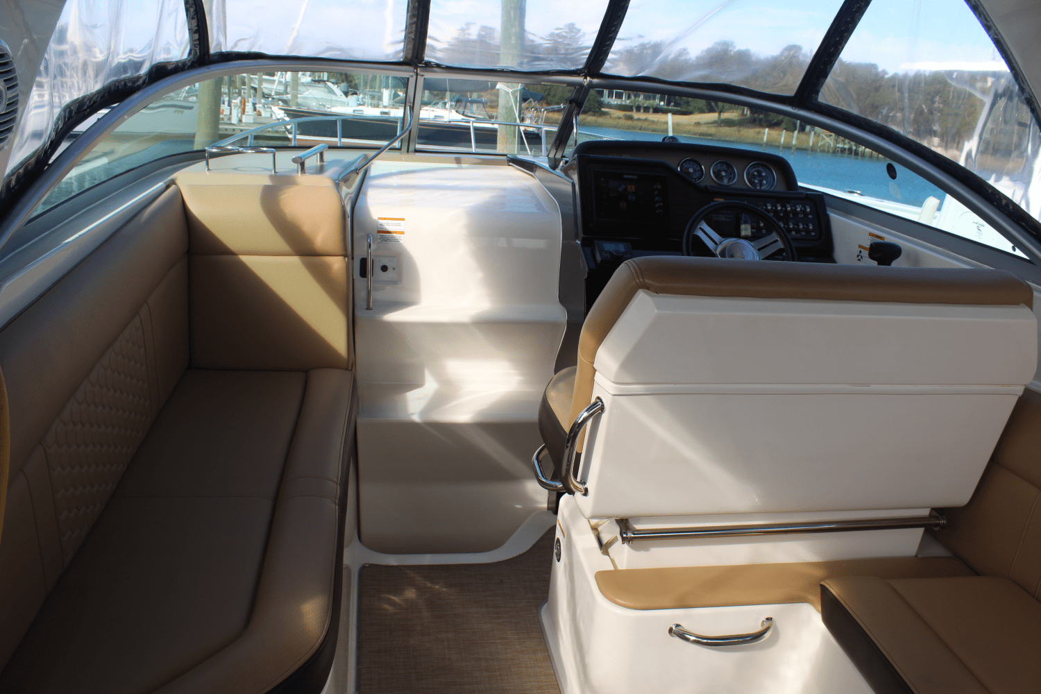 Slide: The Image of Sea Ray 260 SUNDANCER 2018 - 24