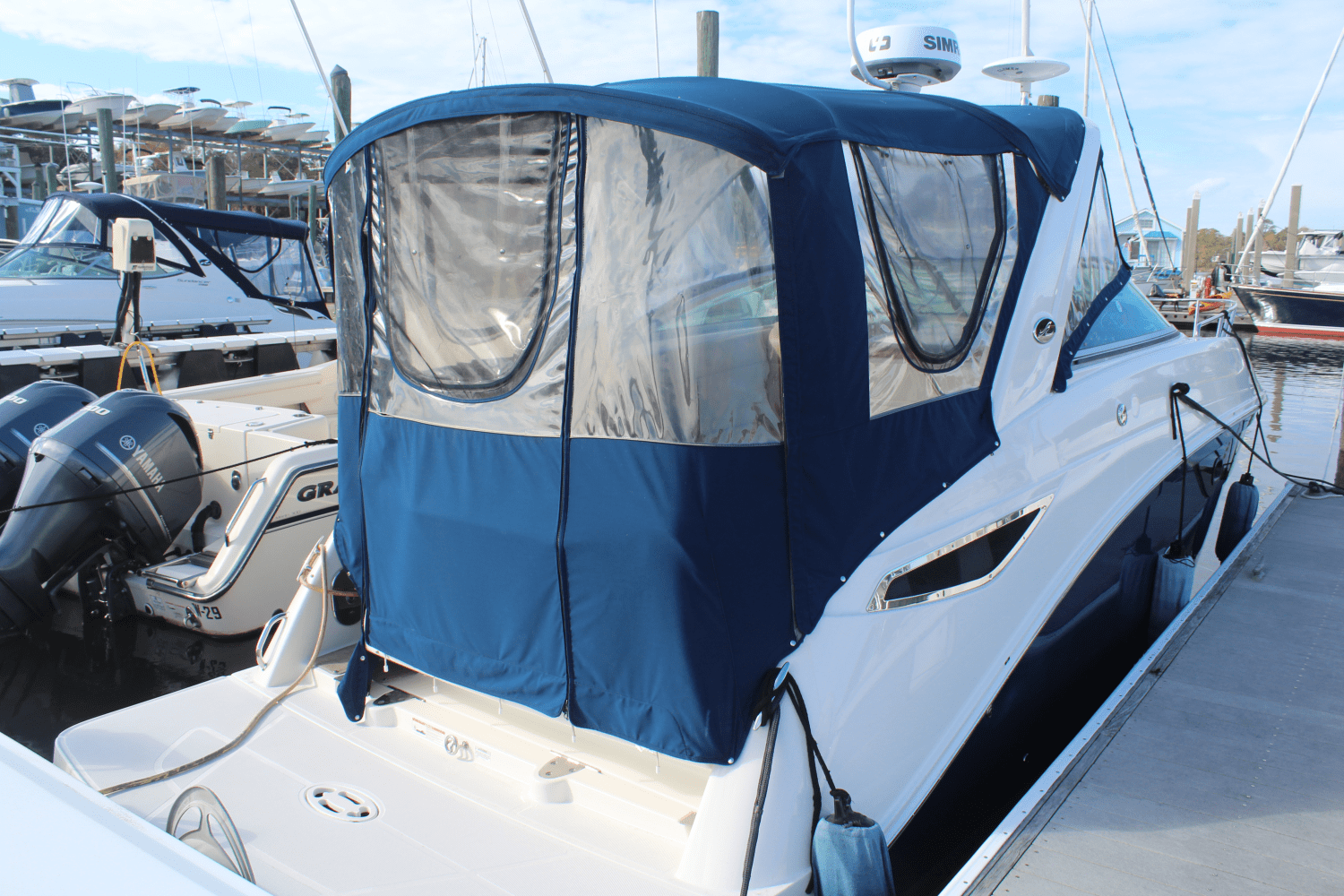Slide: The Image of Sea Ray 260 SUNDANCER 2018 - 8