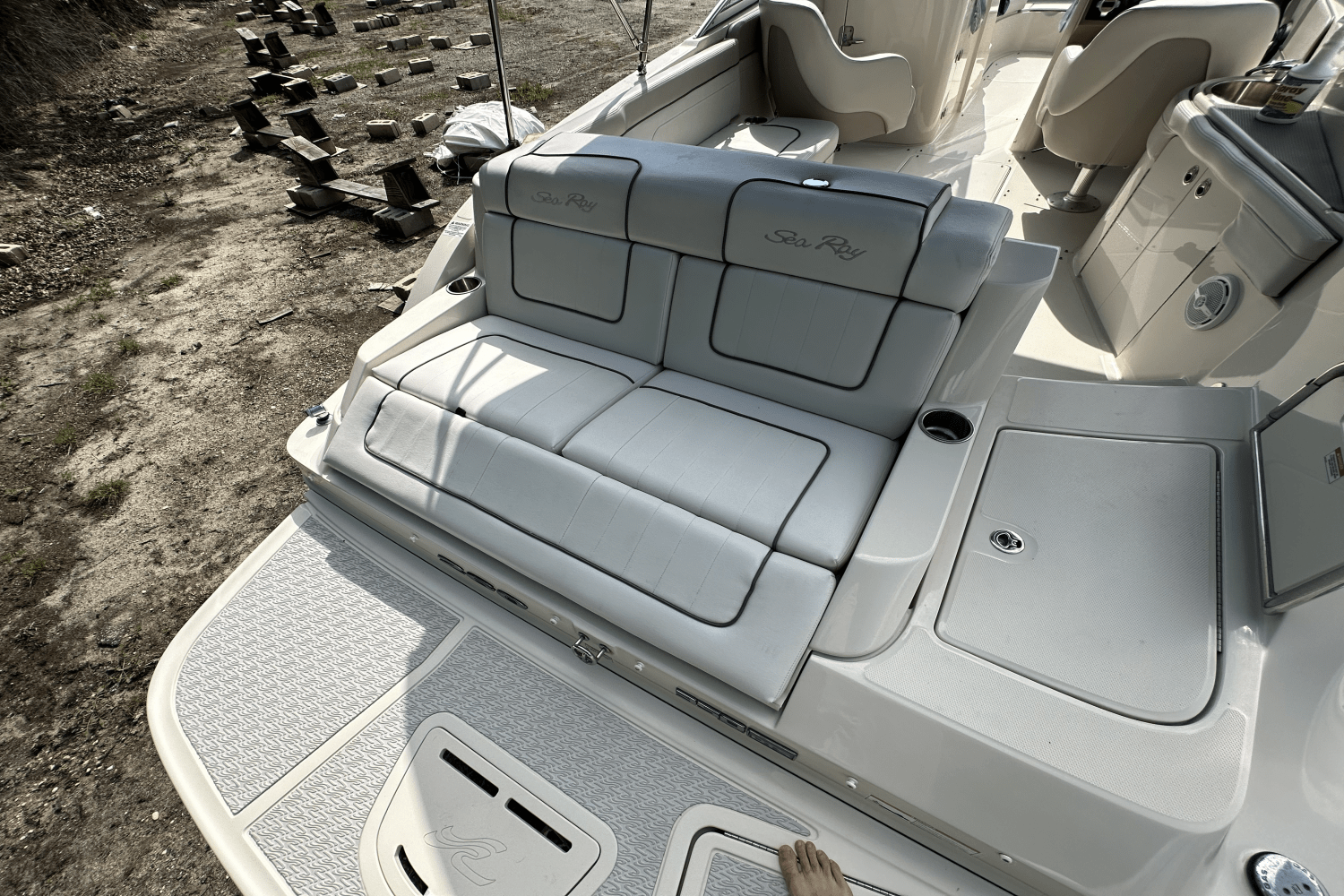 Slide: The Image of Sea Ray 260 SUNDECK 2010 - 1