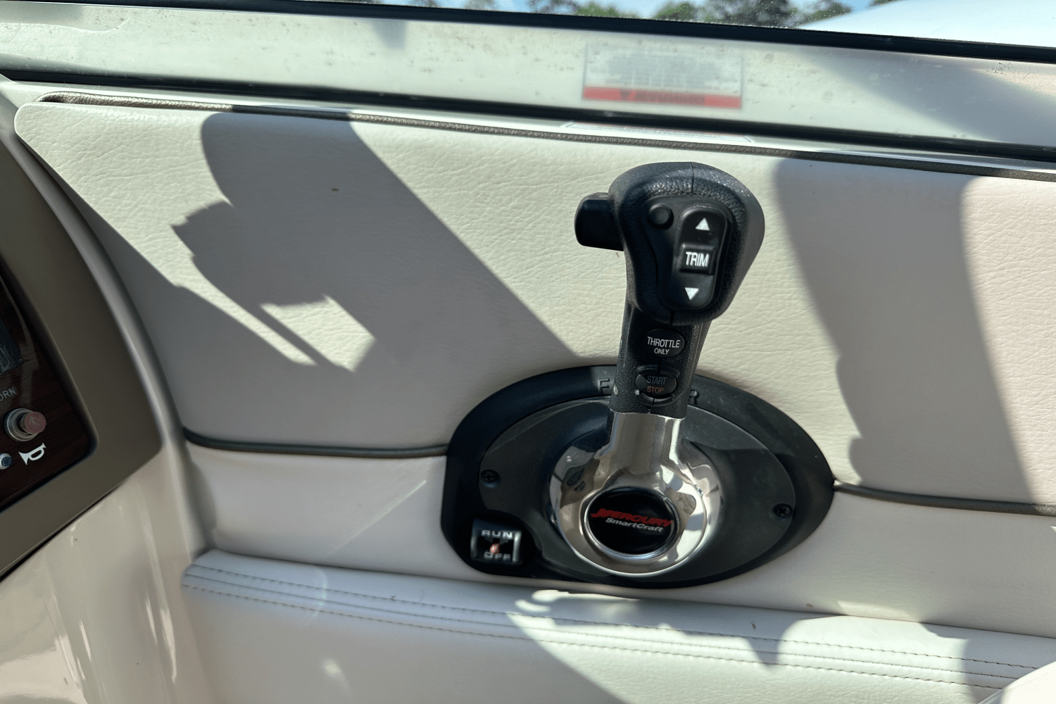 Slide: The Image of Sea Ray 260 SUNDECK 2010 - 19