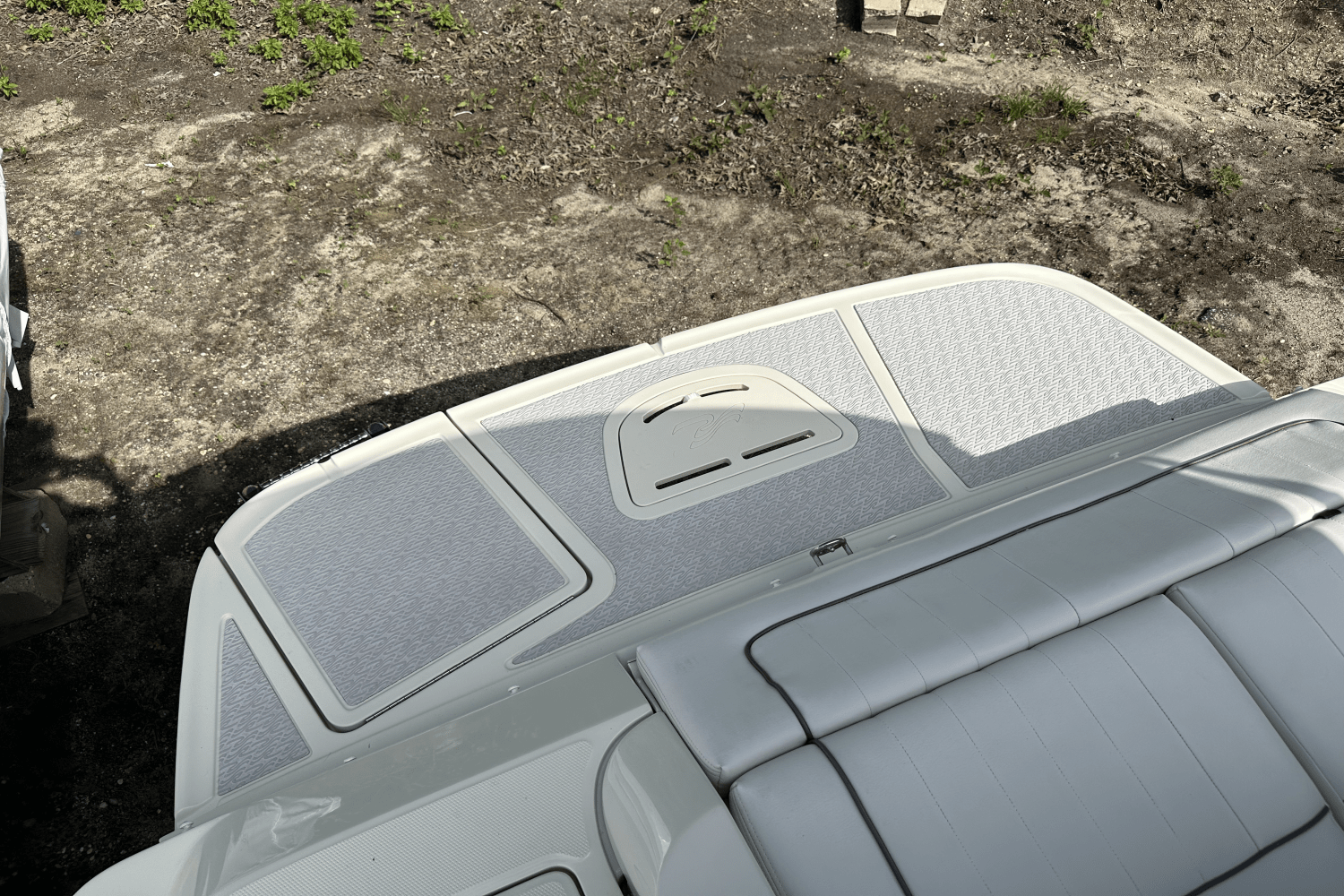 Slide: The Image of Sea Ray 260 SUNDECK 2010 - 2