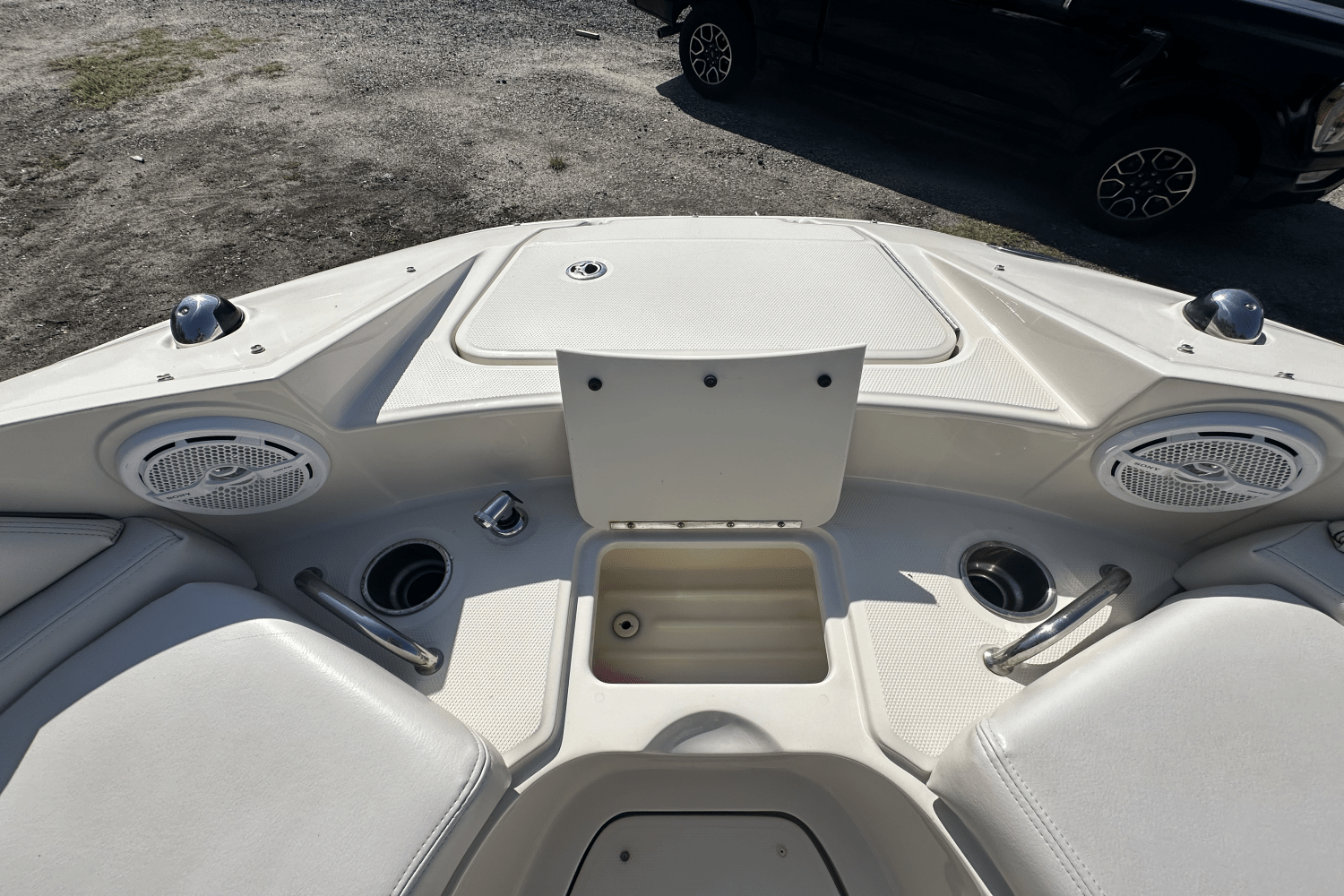 Slide: The Image of Sea Ray 260 SUNDECK 2010 - 32