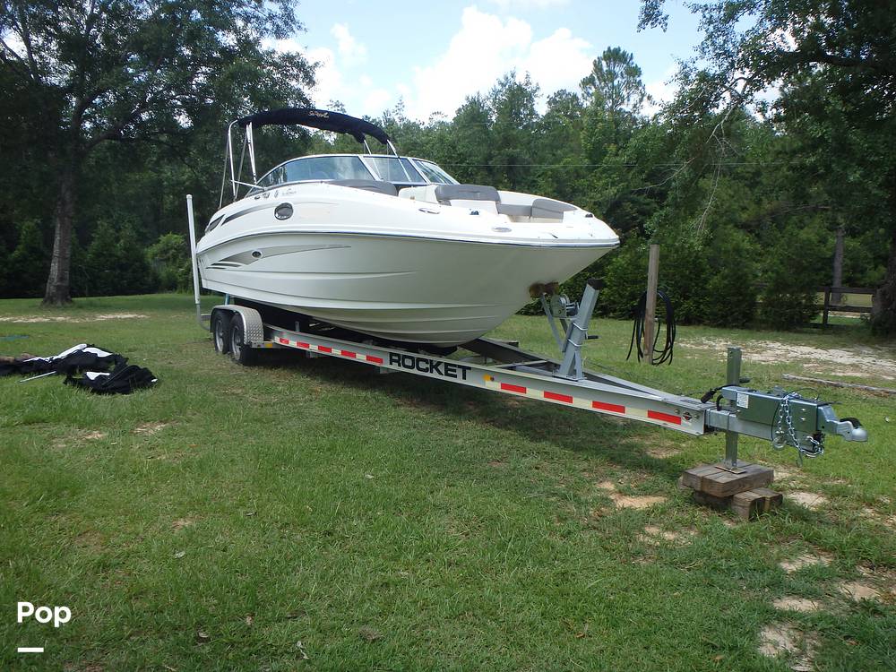 Slide: The Image of Sea Ray 260 Sundeck 2011 - 15585821