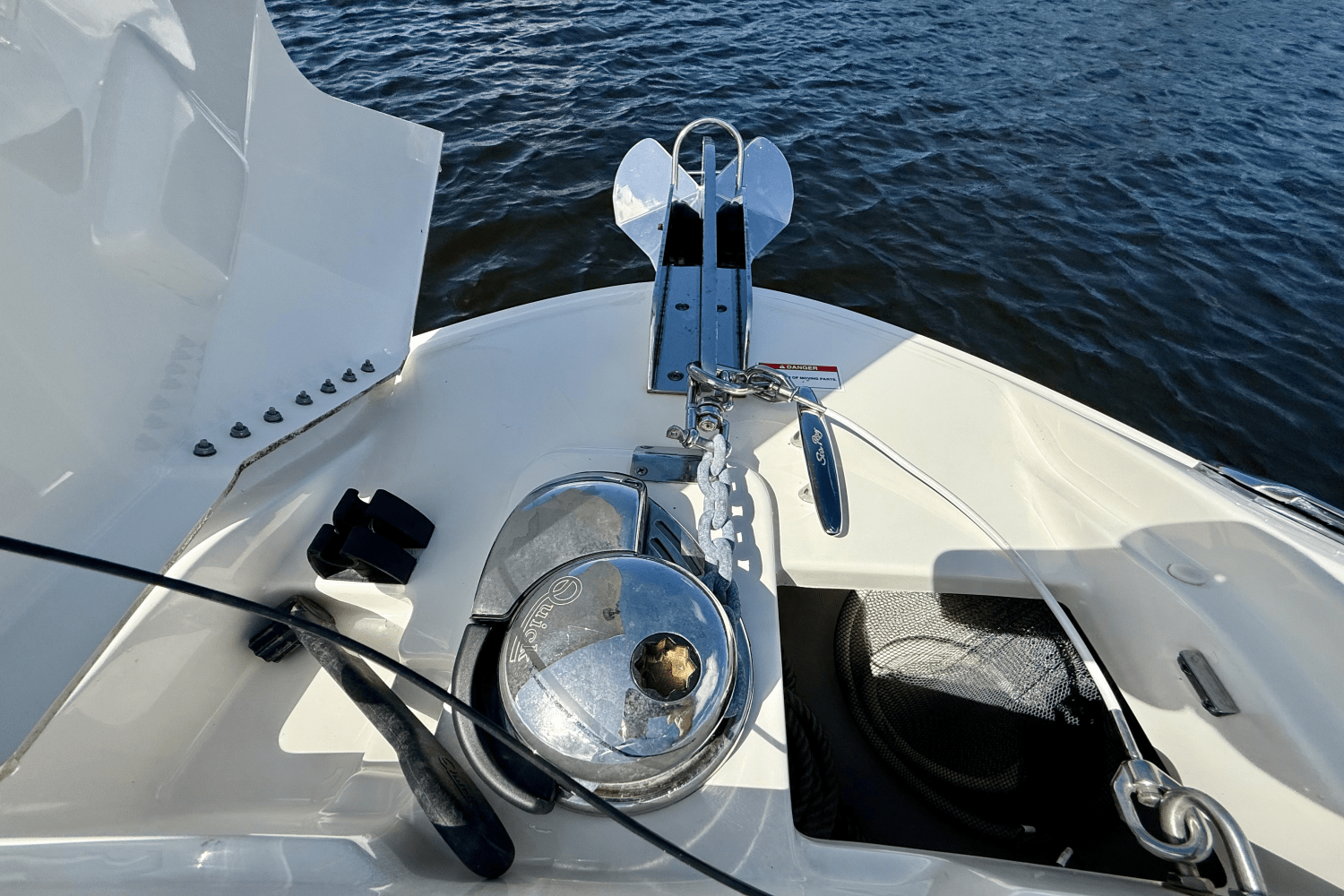 Slide: The Image of Sea Ray 260 SXO 2023 - 33