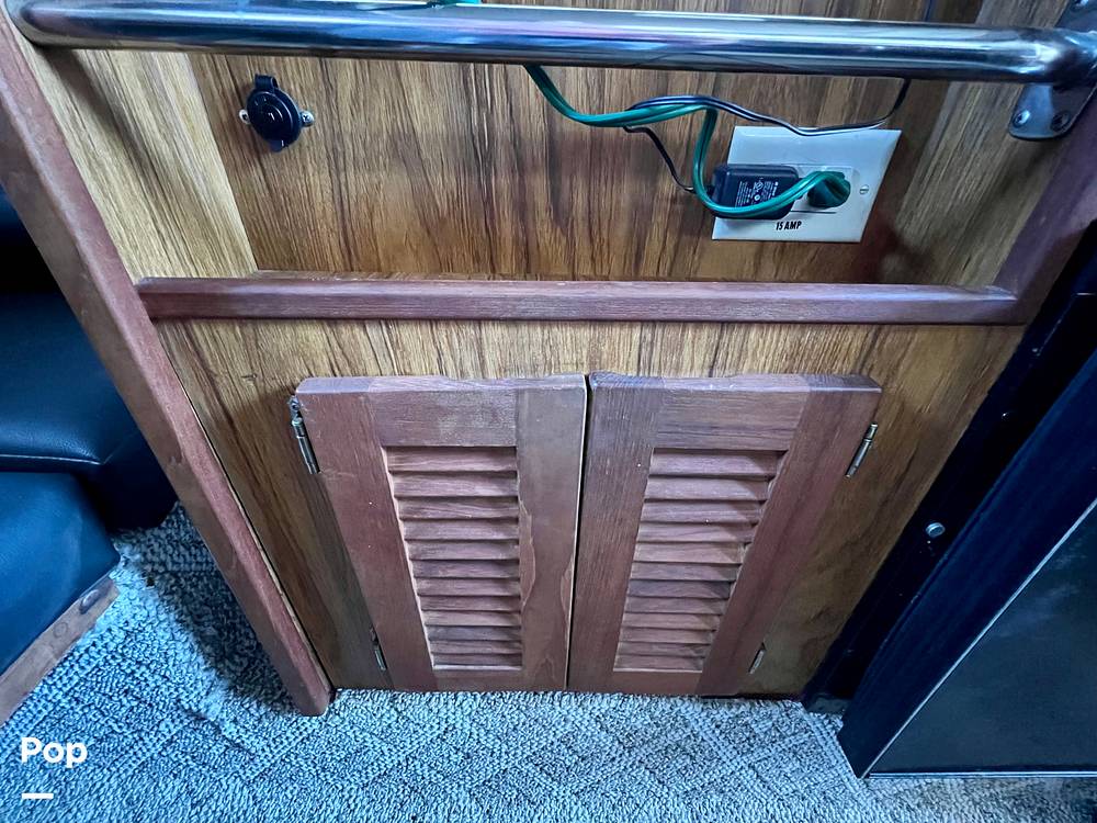 Slide: The Image of Sea Ray 268 Weekender 1987 - 15366987