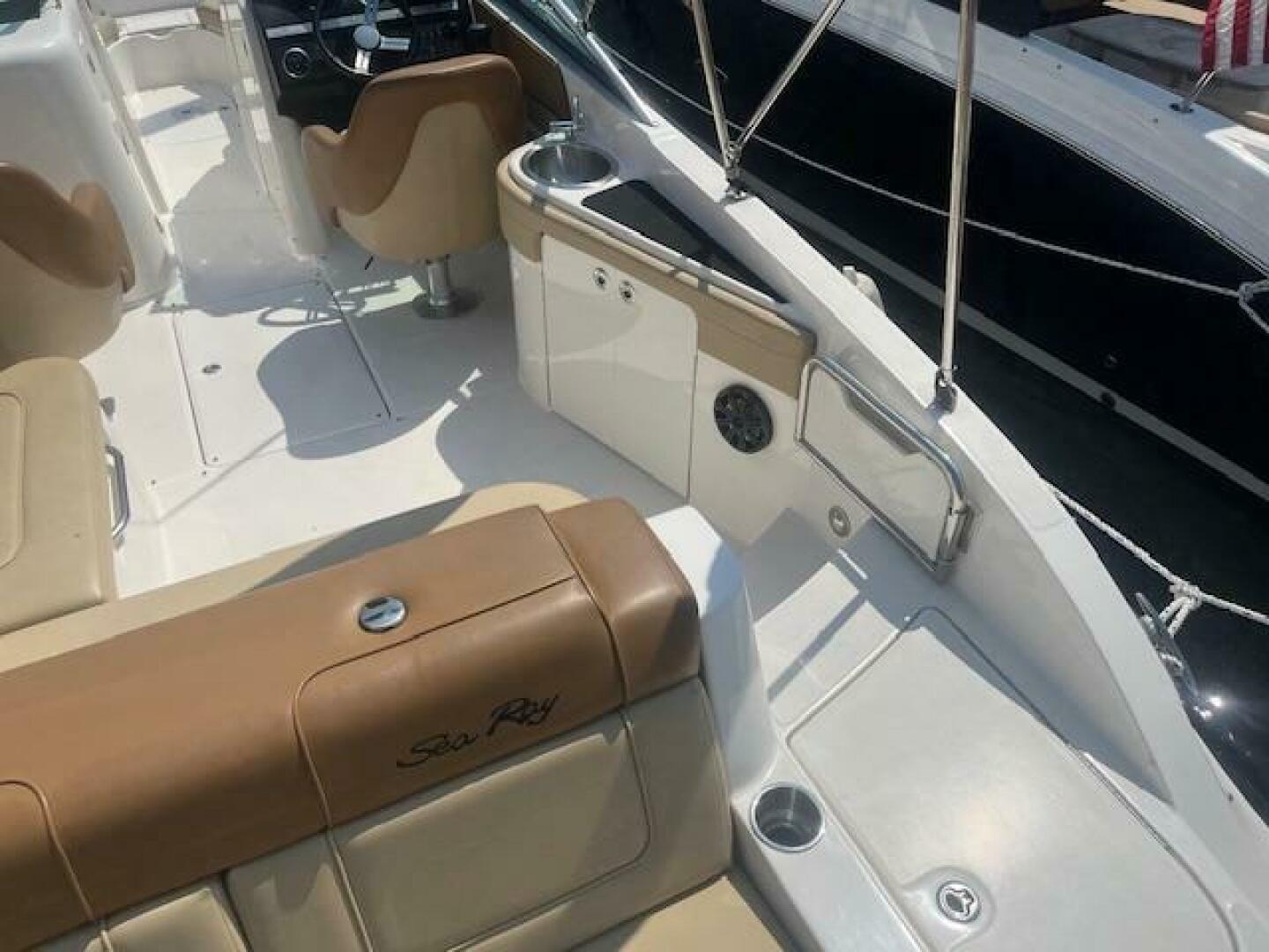Slide: The Image of Sea Ray 26 Sundeck 2014 - 5415706