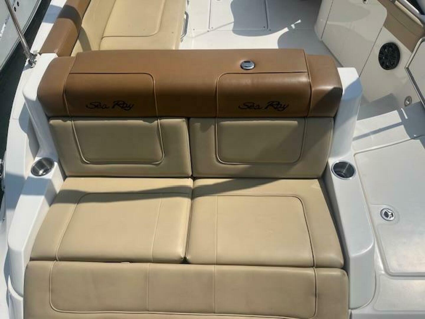 Slide: The Image of Sea Ray 26 Sundeck 2014 - 5415707