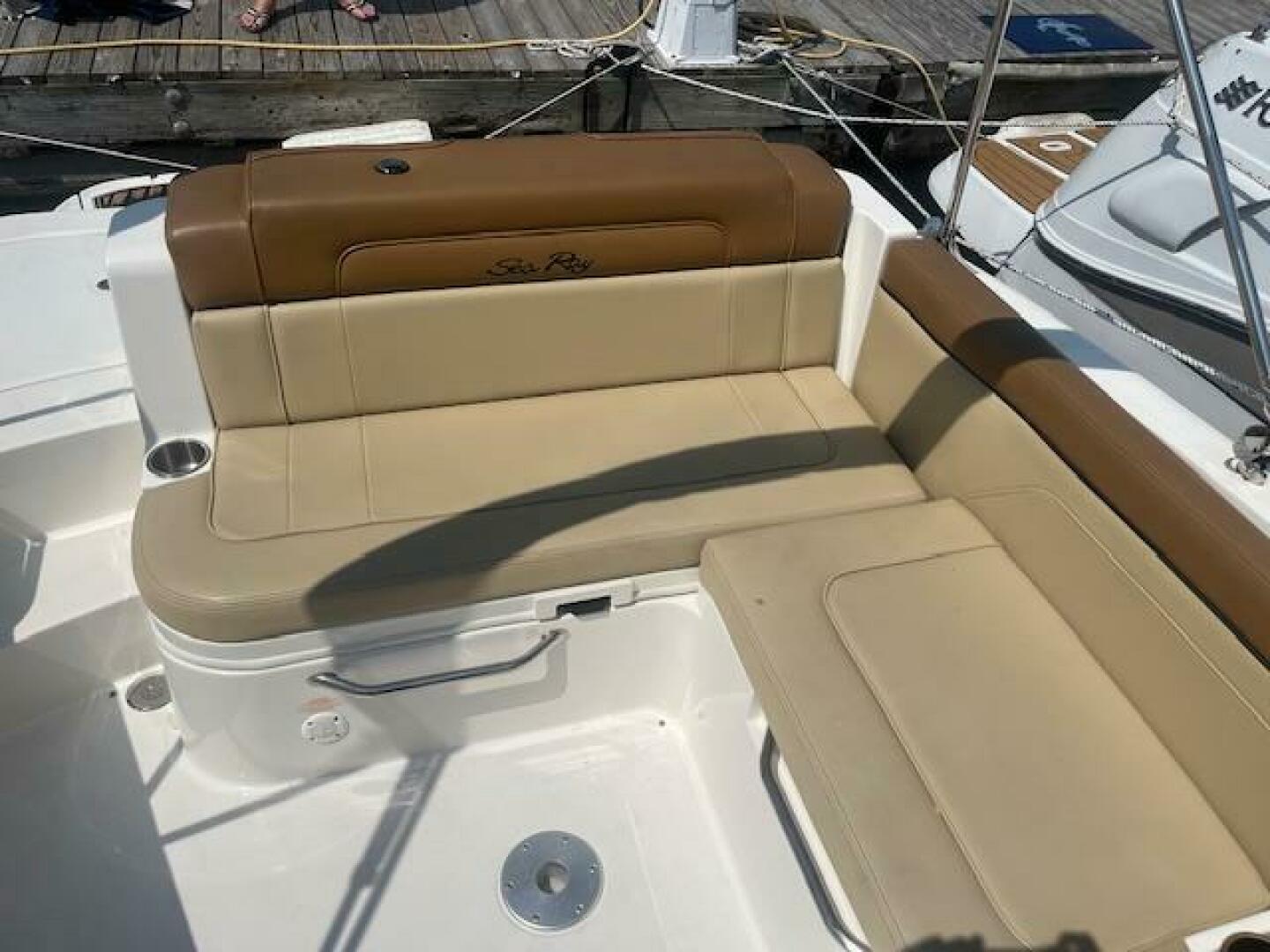 Slide: The Image of Sea Ray 26 Sundeck 2014 - 5415708