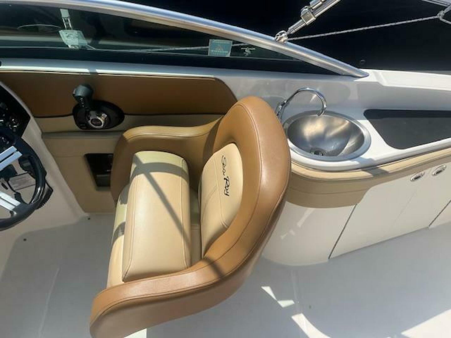 Slide: The Image of Sea Ray 26 Sundeck 2014 - 5415700
