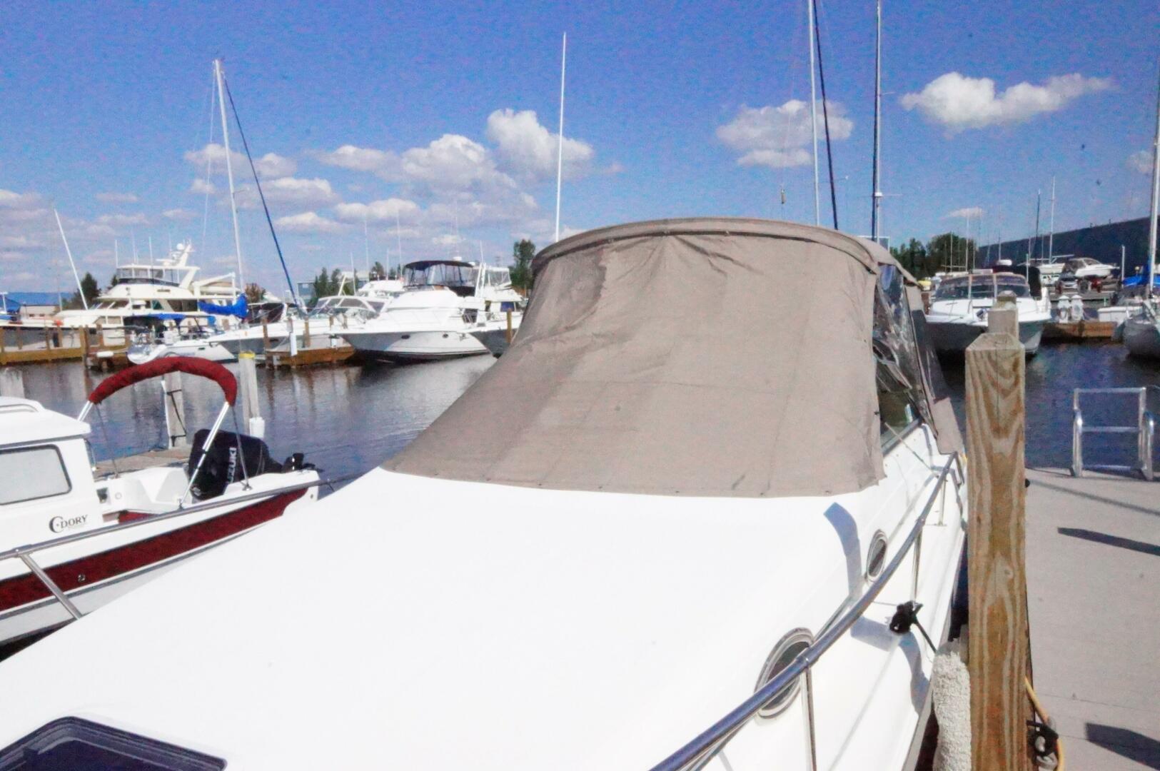 Slide: The Image of Sea Ray 27 1999 - 5642024