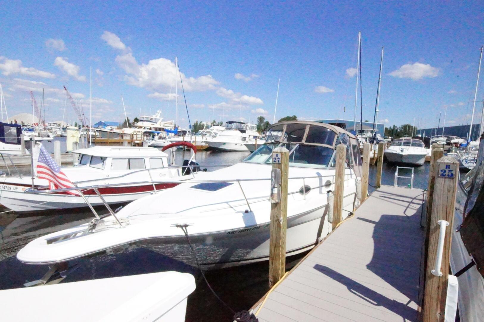 Slide: The Image of Sea Ray 27 1999 - 5642025