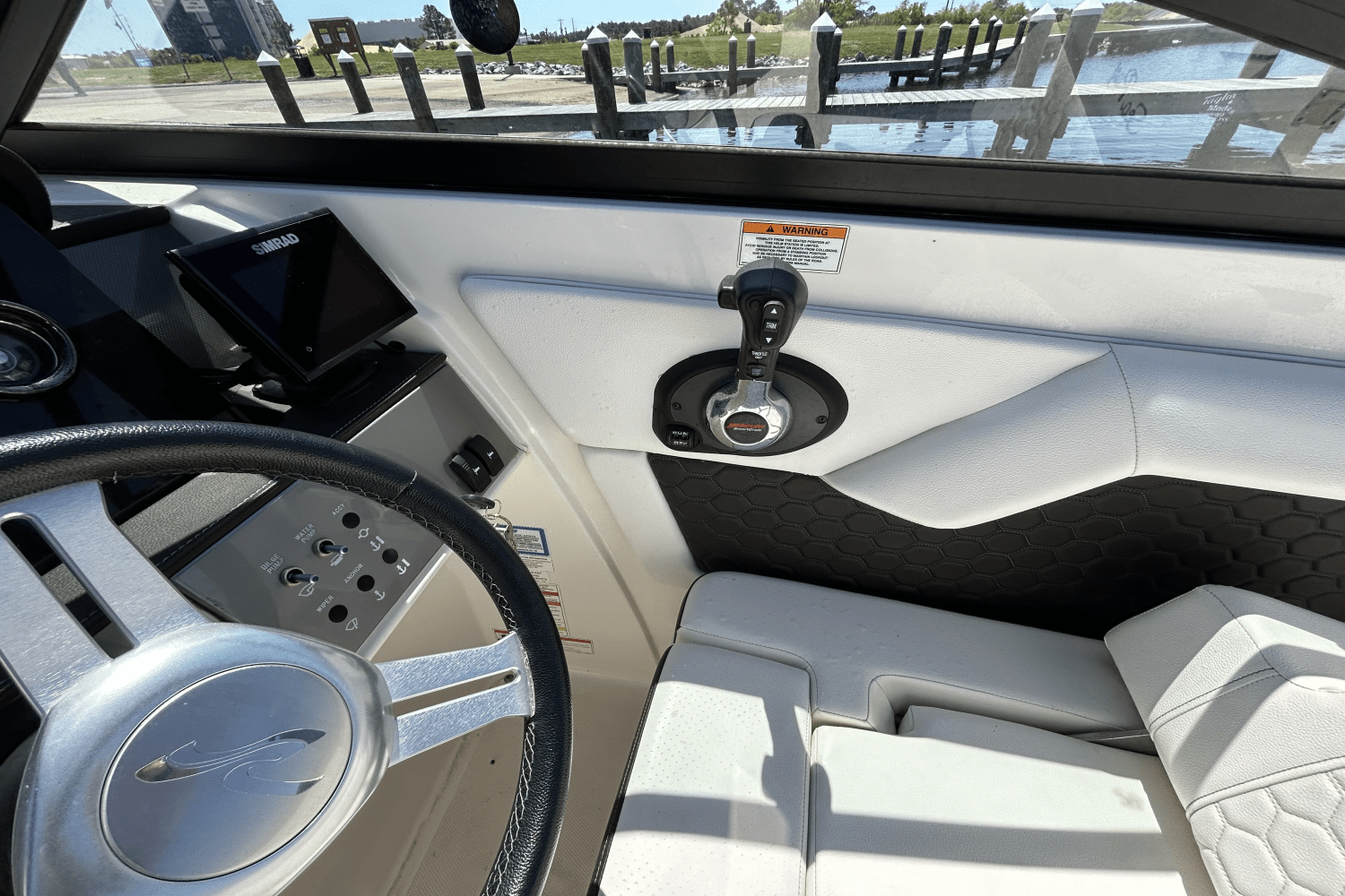 Slide: The Image of Sea Ray 270 SD-OB 2018 - 14