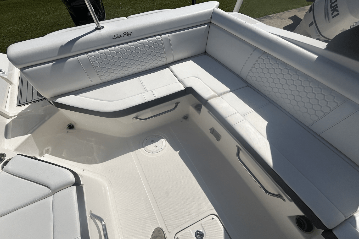 Slide: The Image of Sea Ray 270 SD-OB 2018 - 22