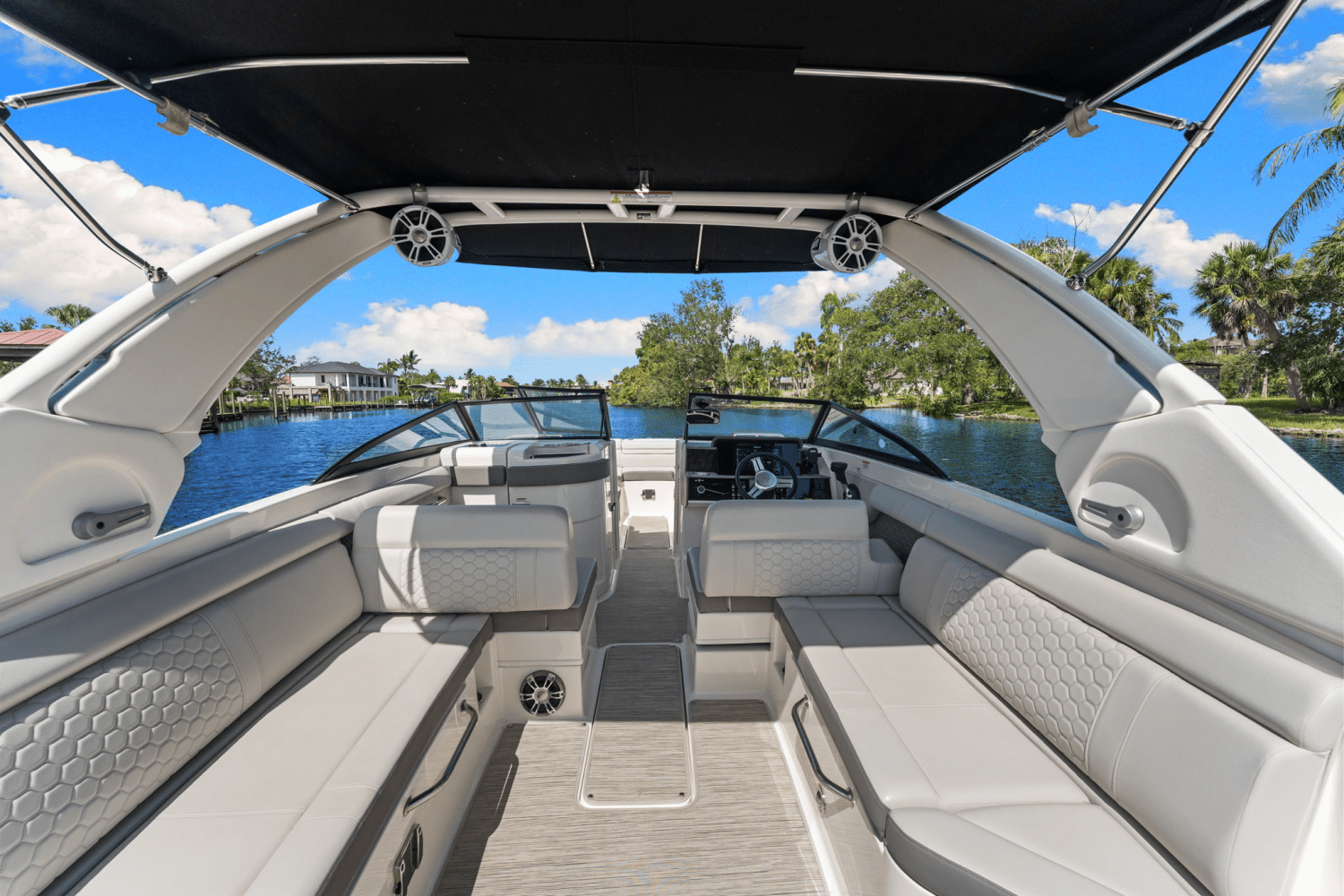 Slide: The Image of Sea Ray 270 SD-OB 2021 - 10